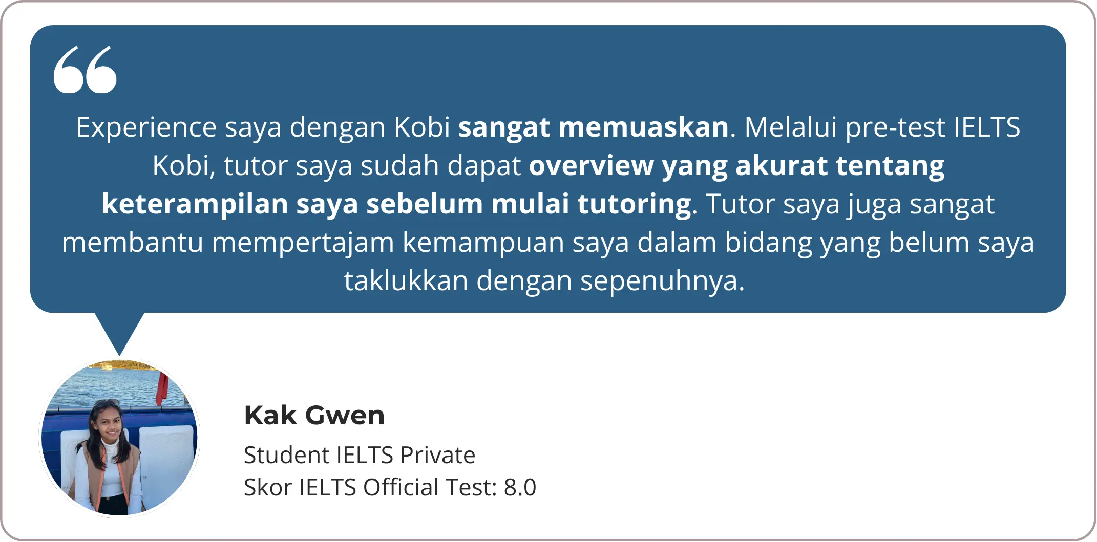 3. Kak Gwen Desk